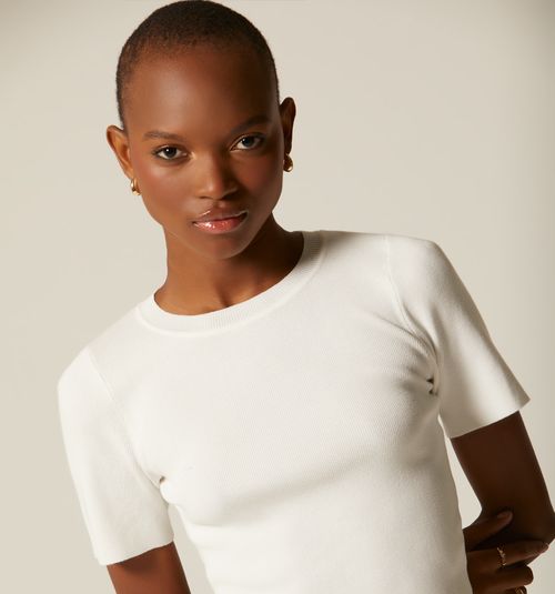 SHORT SLEEVE ROUND NECK BLOUSE